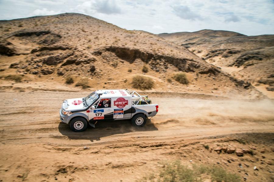  Dongfeng Rich Silk Way Rally 2016 года  (фото 18 из 21)